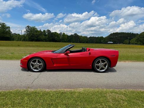 Used 2007 Chevrolet Corvette Convertible w/ Preferred Equipment Group RWD image 8