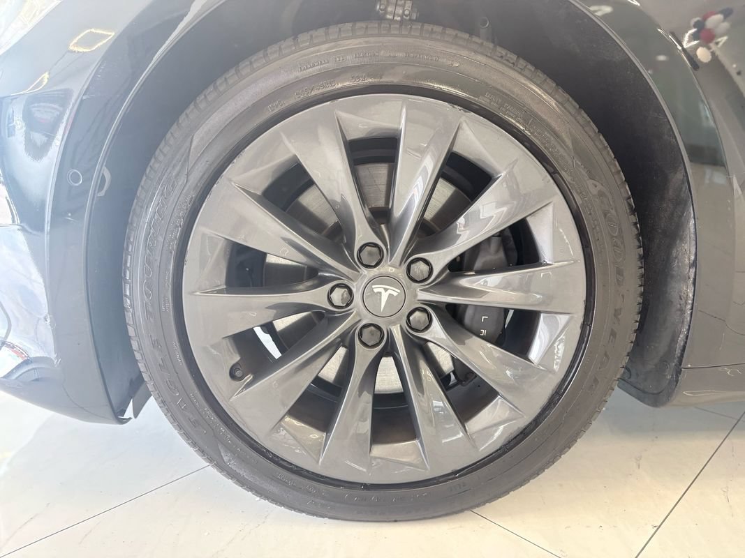 Used 2019 Tesla Model S 100D AWD/4WD image 32