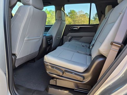 New 2026 Chevrolet Tahoe LS image 21