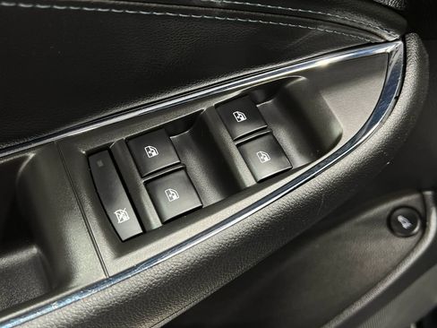 Used 2016 Chevrolet Cruze Premier FWD image 15