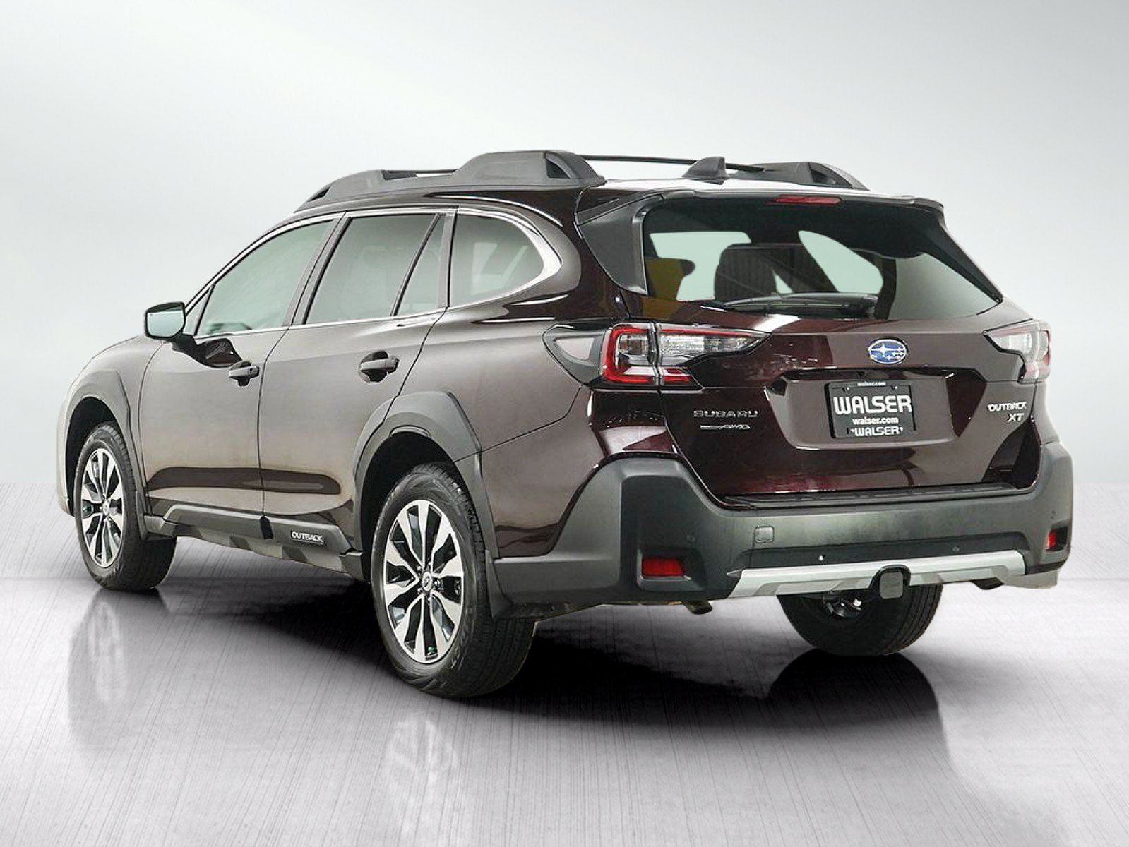 Used 2025 Subaru Outback Limited XT w/ Popular Package #2 AWD/4WD image 3