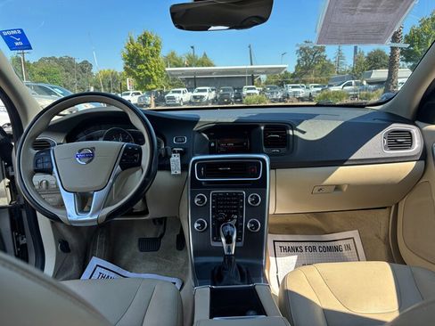 Used 2015 Volvo S60 T5 Premier FWD image 10