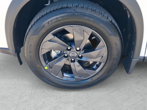 New 2026 Nissan Rogue SV w/ Cold Weather Package FWD image 24