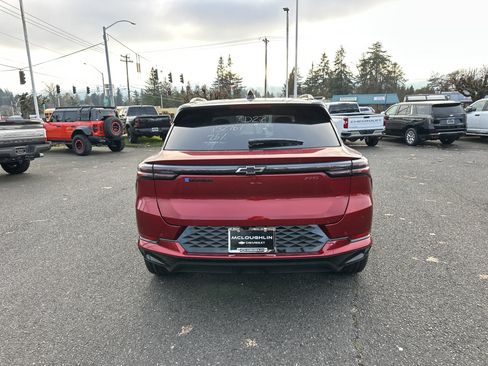 New 2026 Chevrolet Equinox EV RS image 4
