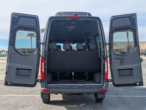 New 2025 Mercedes-Benz Sprinter 2500 image 10