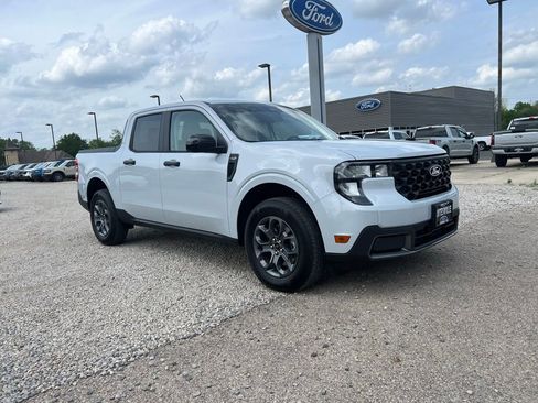 Used 2025 Ford Maverick XLT w/ XLT Luxury Package AWD/4WD image 1