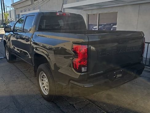 Used 2023 Chevrolet Colorado W/T image 3