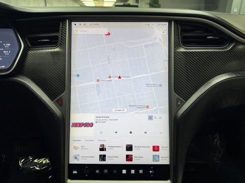 Used 2018 Tesla Model S 75D image 24