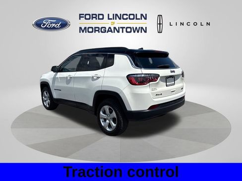 Used 2020 Jeep Compass Latitude w/ Cold Weather Group AWD/4WD image 9