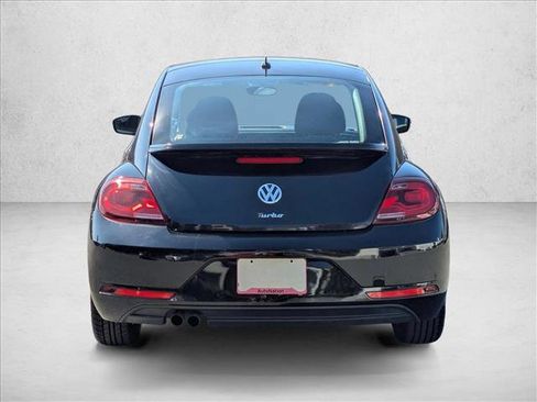 Used 2019 Volkswagen Beetle 2.0T image 7