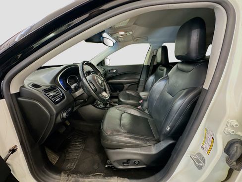 Used 2018 Jeep Compass Limited AWD/4WD image 13