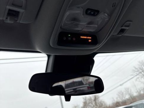 Used 2025 Chevrolet TrailBlazer LT w/ LT Cold Weather Package image 25