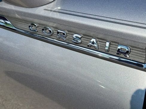 Certified 2023 Lincoln Corsair FWD w/ Equipment Group 101A image 11