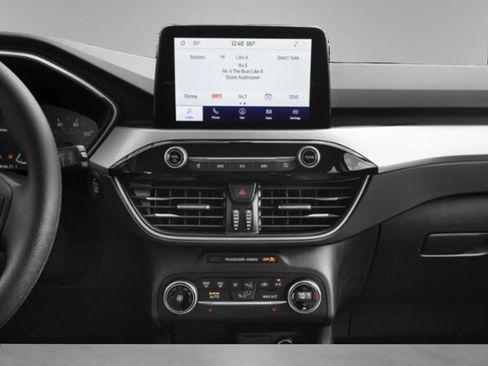 Used 2020 Ford Escape SE image 7