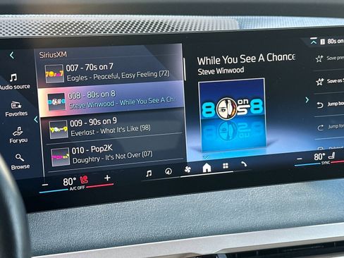 Used 2024 BMW iX xDrive50 image 18