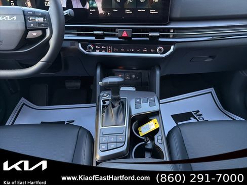 Used 2026 Kia Sportage EX AWD/4WD image 29