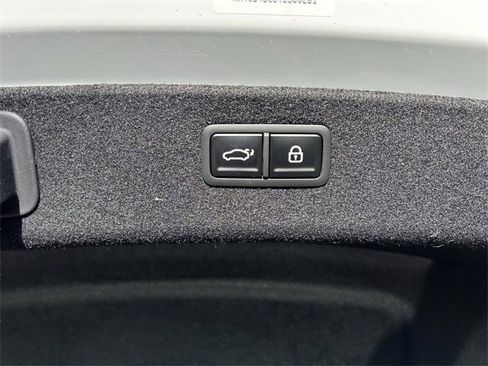 New 2026 Genesis G80 2.5T Advanced image 16