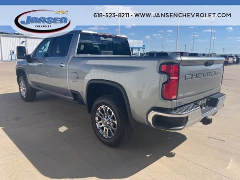 Used 2024 Chevrolet Silverado 2500 LTZ w/ LTZ Premium Package image 4