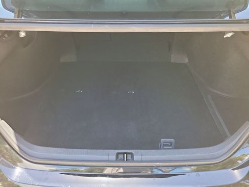 Used 2025 Toyota Camry SE FWD image 9