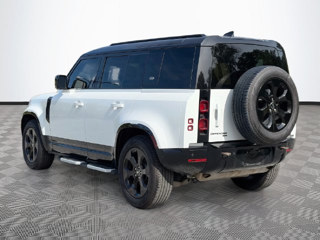 Used 2023 Land Rover Defender 110 X-Dynamic SE AWD/4WD image 4