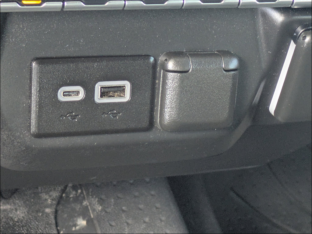 Used 2025 Chevrolet Silverado 1500 Custom w/ Turbomax Blackout Package RWD image 30