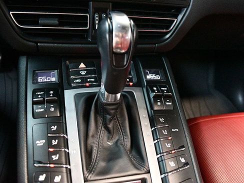 Used 2020 Porsche Macan S AWD/4WD image 57