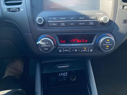 Used 2015 Kia Forte Koup EX w/ EX Premium Package FWD image 34