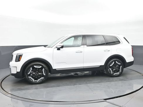 Used 2024 Kia Telluride S w/ S Sunroof Package AWD/4WD image 6