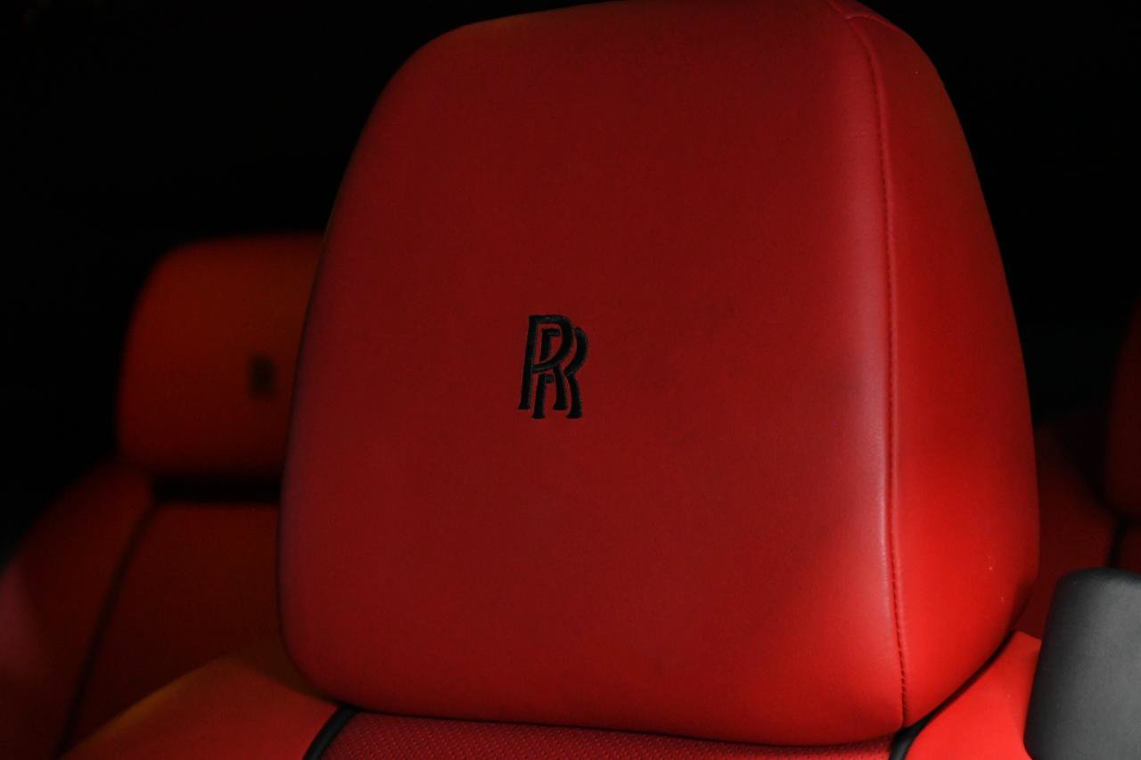Used 2017 Rolls-Royce Wraith RWD image 16