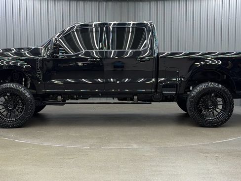Used 2026 Ford F250 Platinum AWD/4WD image 2