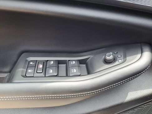 New 2025 Jeep Grand Cherokee L Laredo w/ Luxury Tech Group I image 18