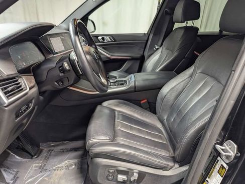Used 2022 BMW X5 xDrive40i w/ Parking Assistance Package image 10