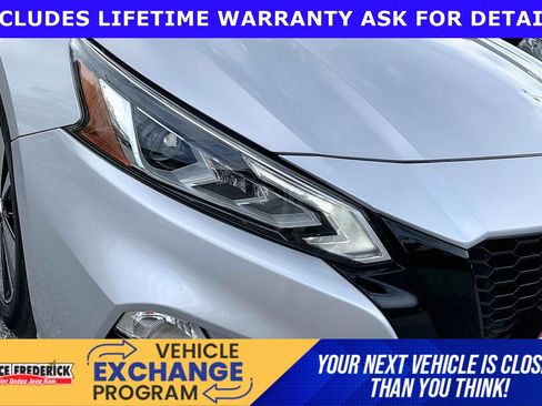 Used 2020 Nissan Altima 2.5 SV image 24