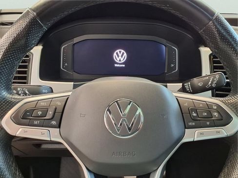 Used 2022 Volkswagen Atlas Cross Sport SEL R-Line AWD/4WD image 7