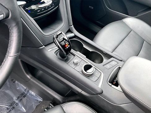 Certified 2023 Cadillac XT6 Sport w/ Technology Package image 18