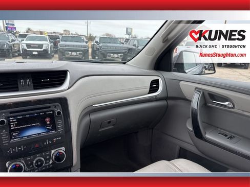 Used 2017 Chevrolet Traverse Premier AWD/4WD image 25