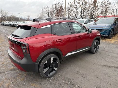 New 2026 Nissan Kicks SR w/ Cold Weather Package image 3