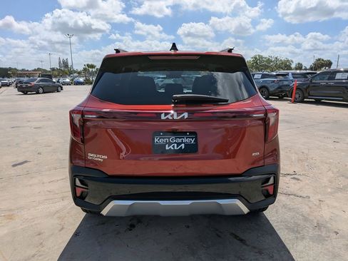 Certified 2024 Kia Seltos SX image 7