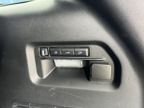 Used 2025 Ford Explorer Platinum w/ LUX Leather Package image 33