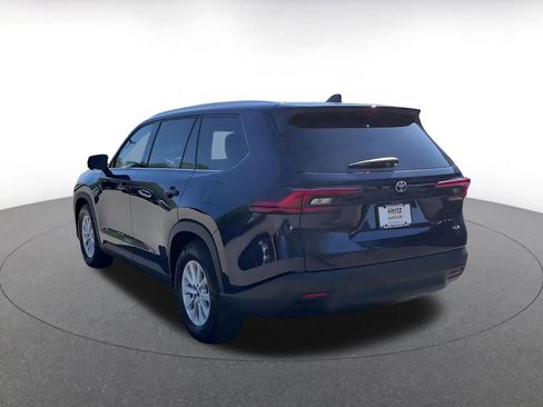 Used 2025 Toyota Grand Highlander FWD image 10