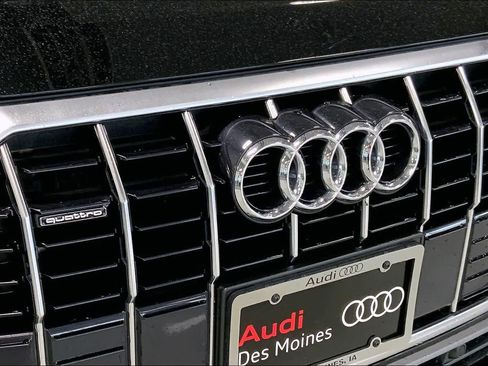 Used 2022 Audi Q3 2.0T Premium w/ Convenience Package image 33