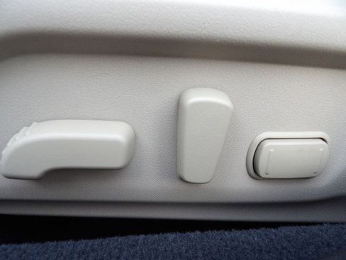 Used 2019 Subaru Outback 2.5i Limited w/ Popular Package #2 image 15