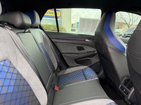 Certified 2025 Volkswagen Golf R Black Edition AWD/4WD image 10