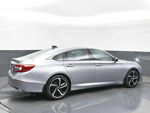 Used 2022 Honda Accord Sport image 6