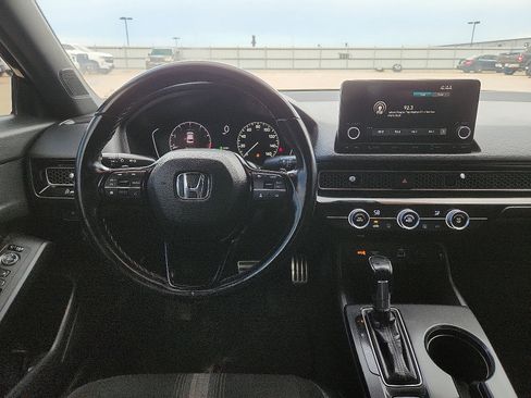 Used 2022 Honda Civic Sport image 11