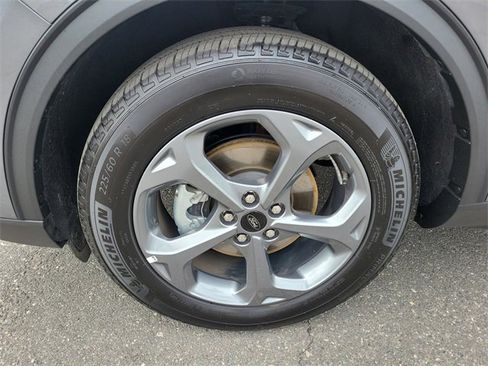 Certified 2025 Ford Escape ST-Line image 31