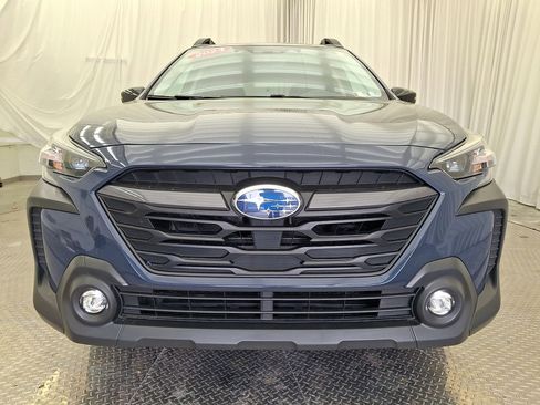 Used 2024 Subaru Outback Premium AWD/4WD image 29