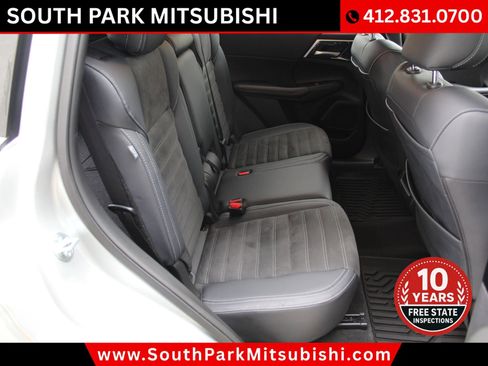 Used 2024 Mitsubishi Outlander Ralliart AWD/4WD image 16