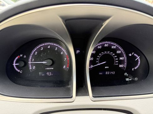 Used 2011 Toyota Avalon Limited FWD image 15