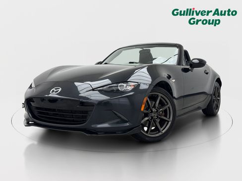 Used 2016 MAZDA MX-5 Miata Club RWD image 15